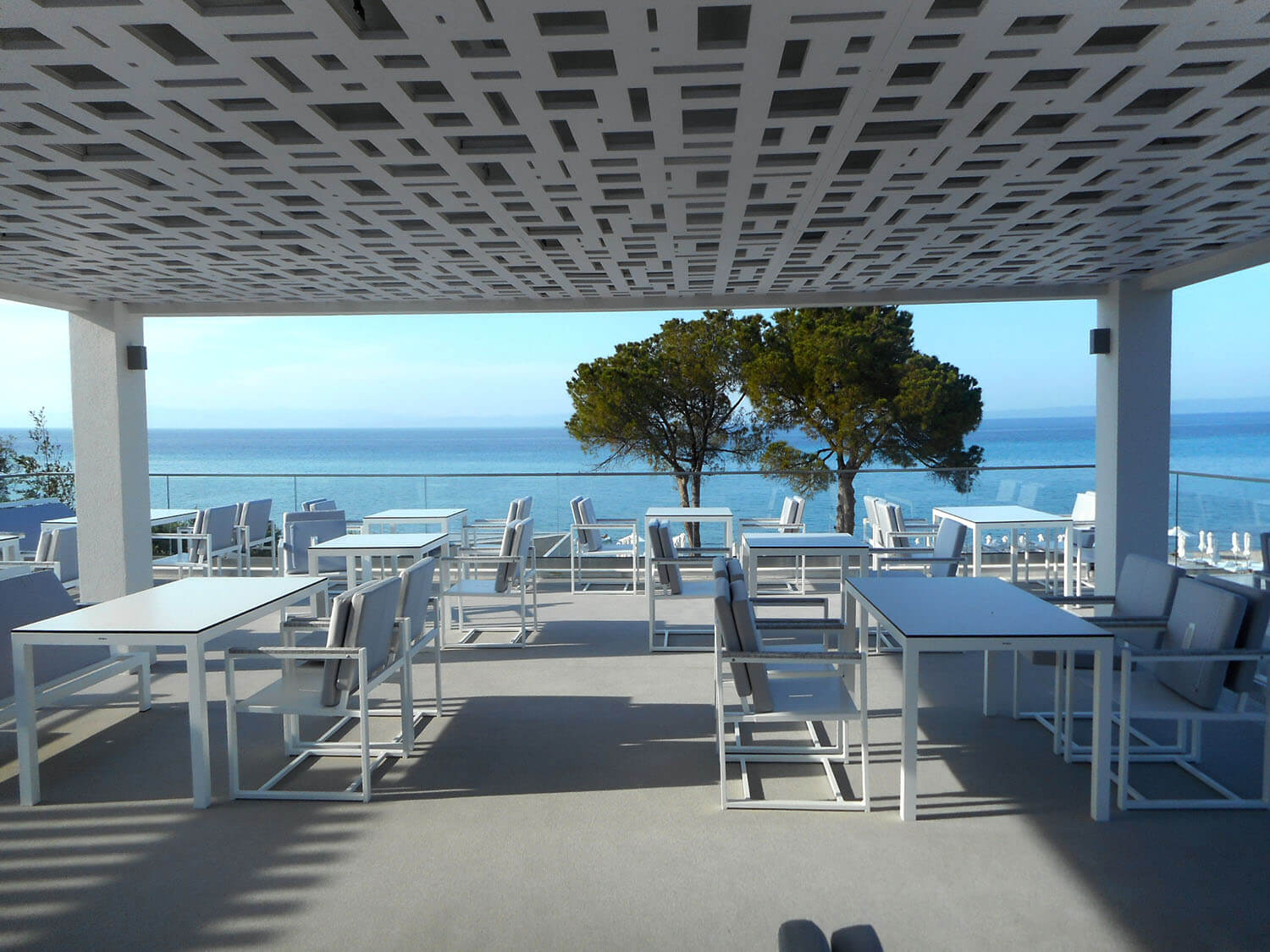 Roof garden hotel configuration in Polychrono, Chalkidiki 2
