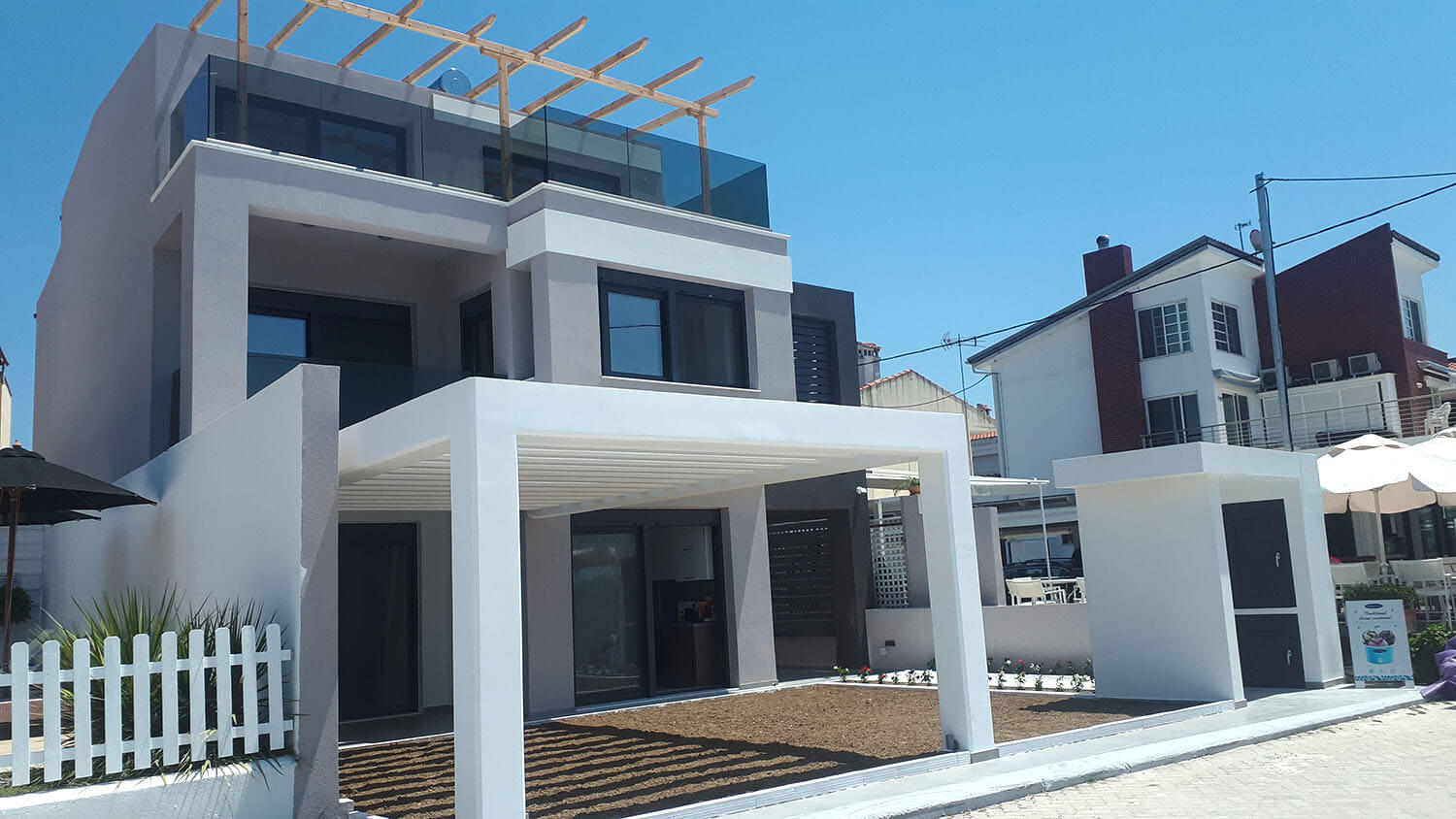 Εξοχική παραθαλάσσια κατοικία στη Σίβηρη Χαλκιδικής 8